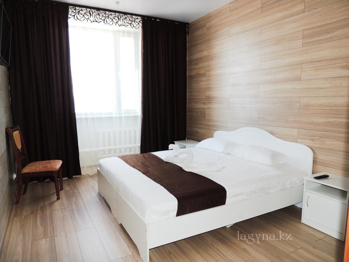 Hotel Laguna Kostanaj Exteriér fotografie