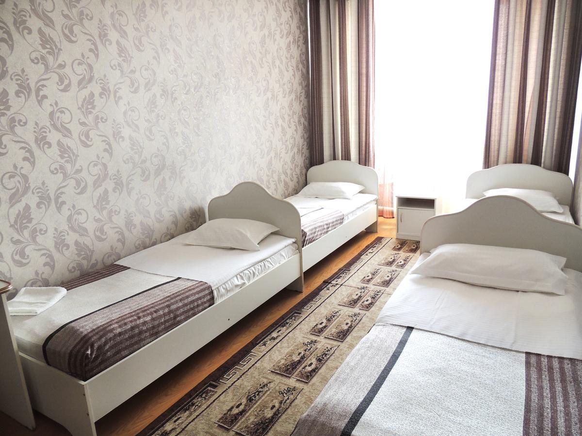 Hotel Laguna Kostanaj Exteriér fotografie